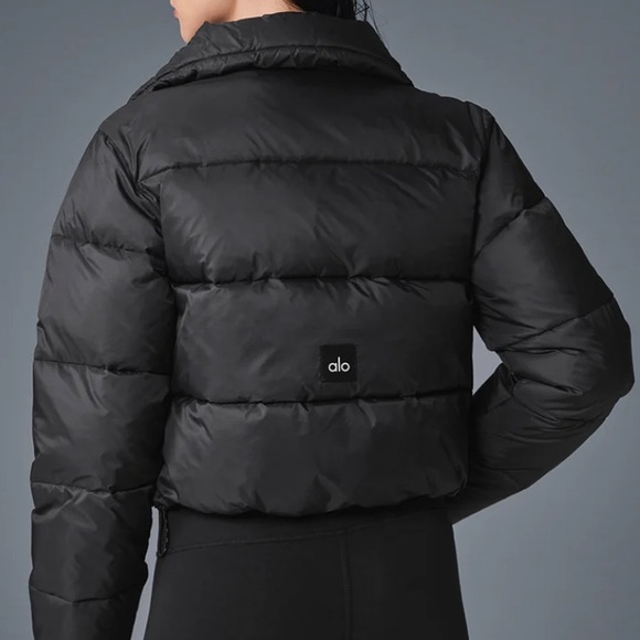 *ONE DAY SALE* ALO Gold Rush Puffer - Picture 3 of 6